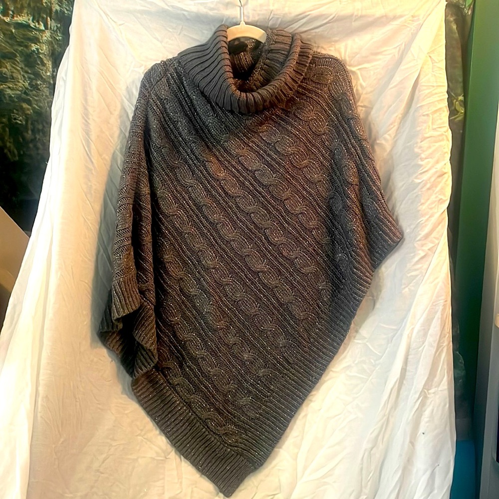 Steve Madden Cozy Knit Poncho